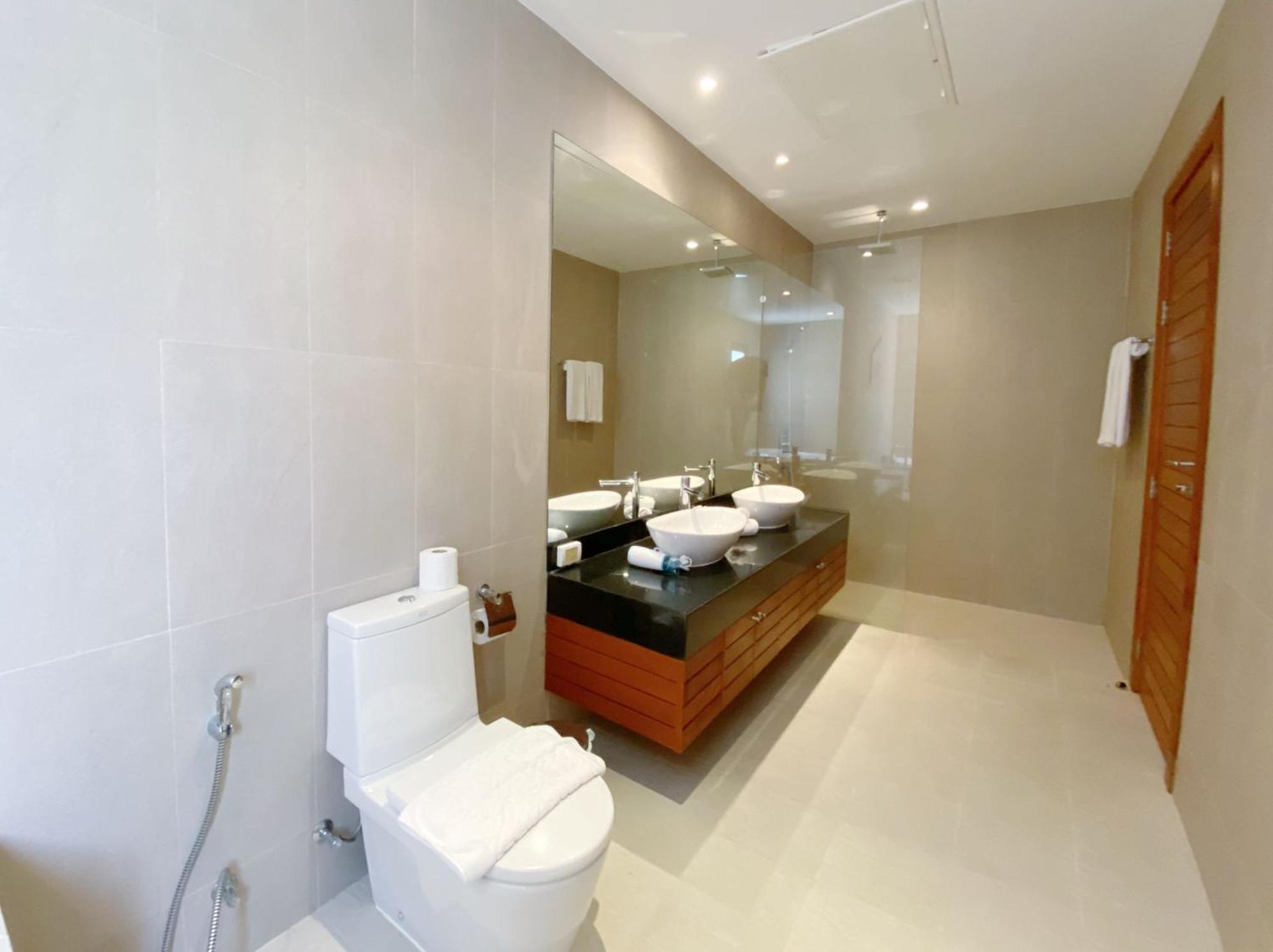 Fabulous 2br Pool Walk To Bangtao And Catch Club *